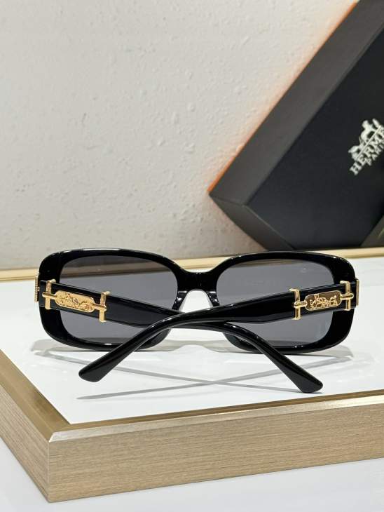 Picture of Hermes Sunglasses _SKUfw75010904fw